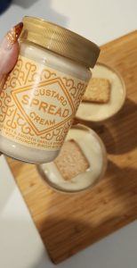 Loaded Custard Cream Fudge Pot